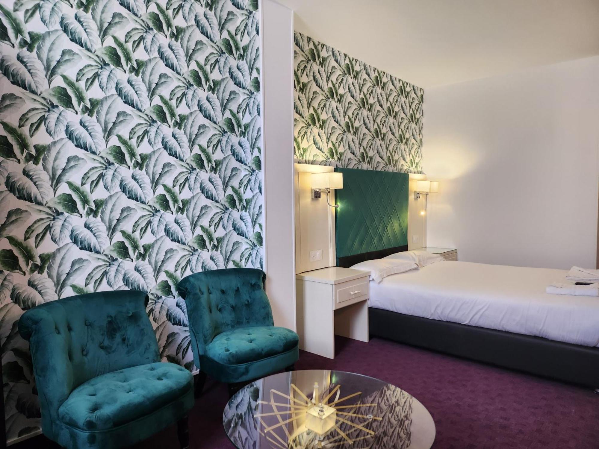 Hotel Royal Ivry-sur-Seine Exterior foto